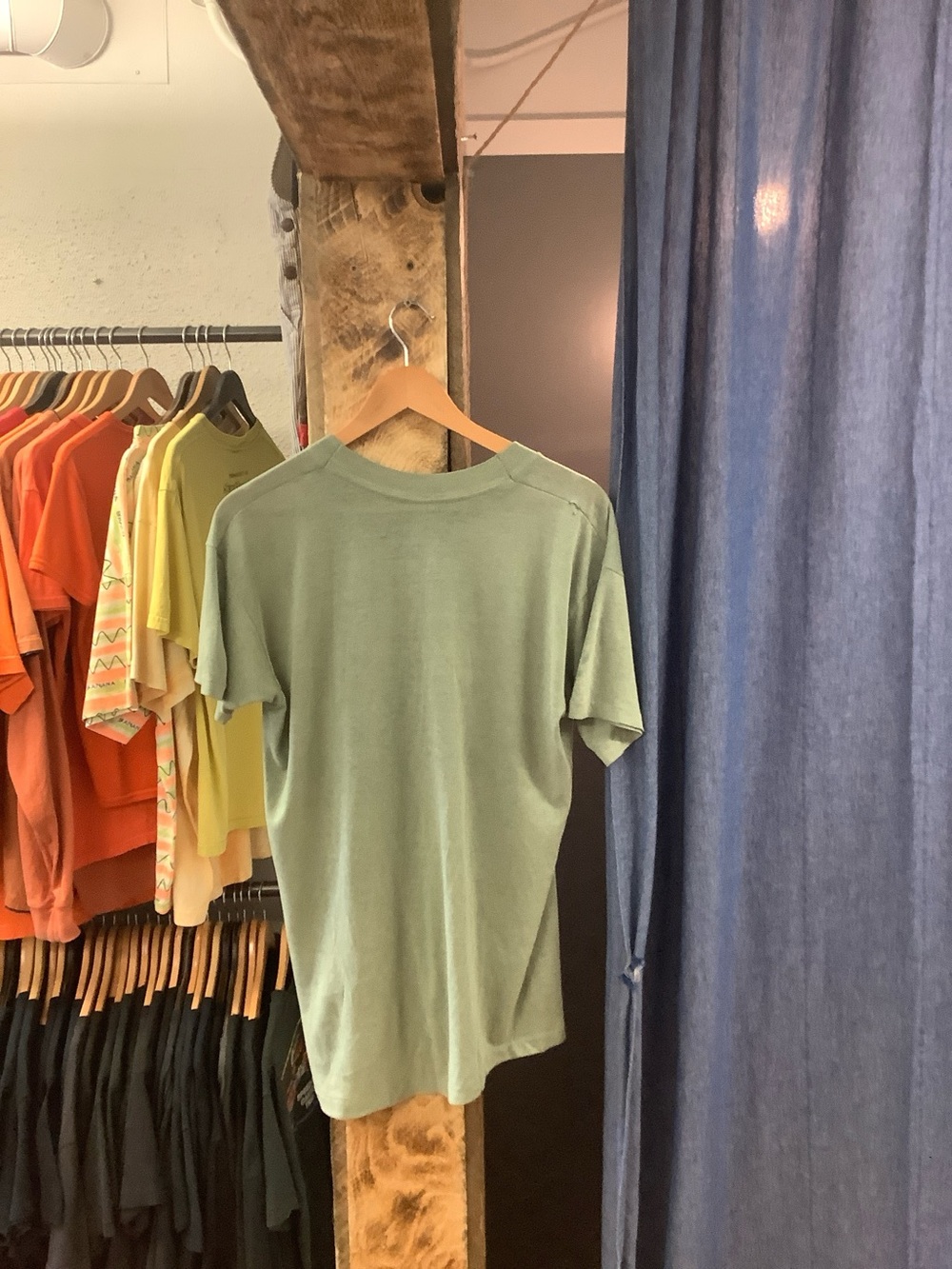 Vintage Great Canadian Trading Company Green T-shirt - Picture 2 of 2